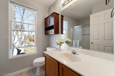 Tiny photo for 1093 SYMPHONY Drive #1093, Aurora, IL 60504 (MLS # 12502063)