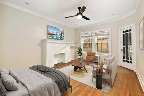 Tiny photo for 820 W Lakeside Place #2N, Chicago, IL 60640 (MLS # 12500757)