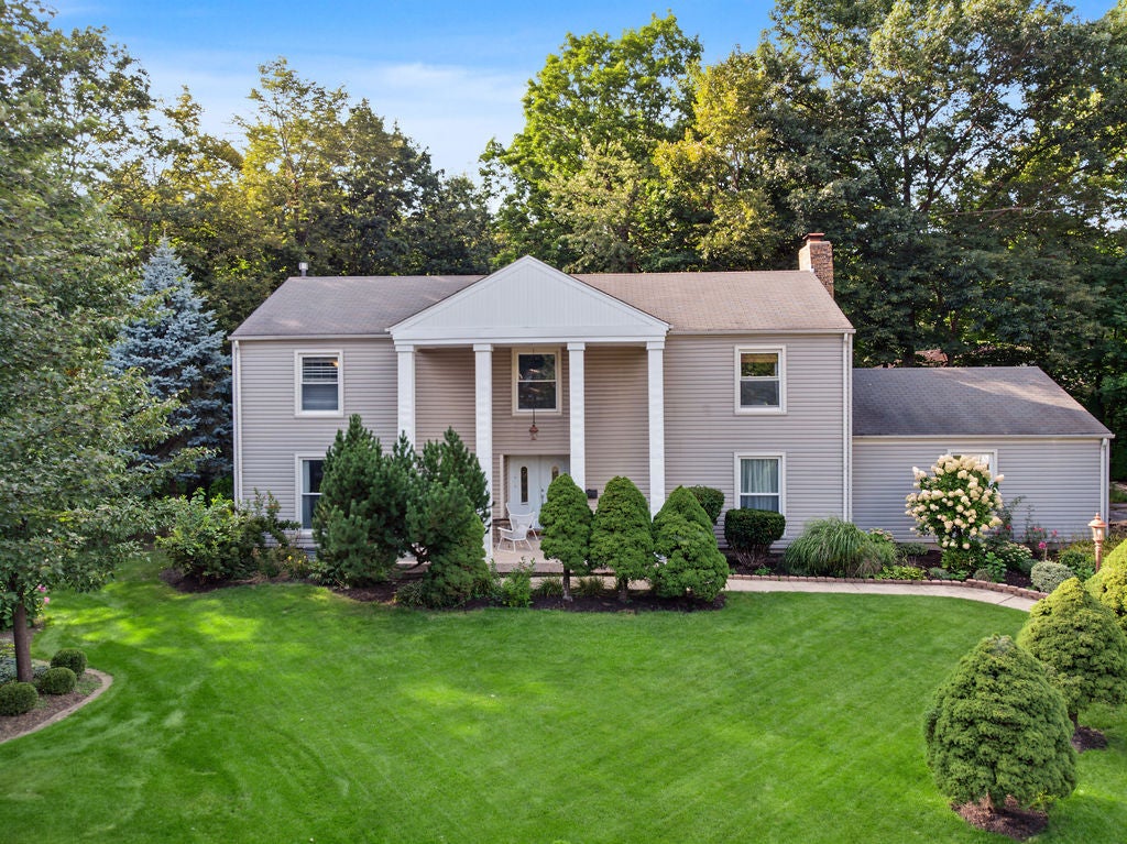 6 DOGWOOD Road