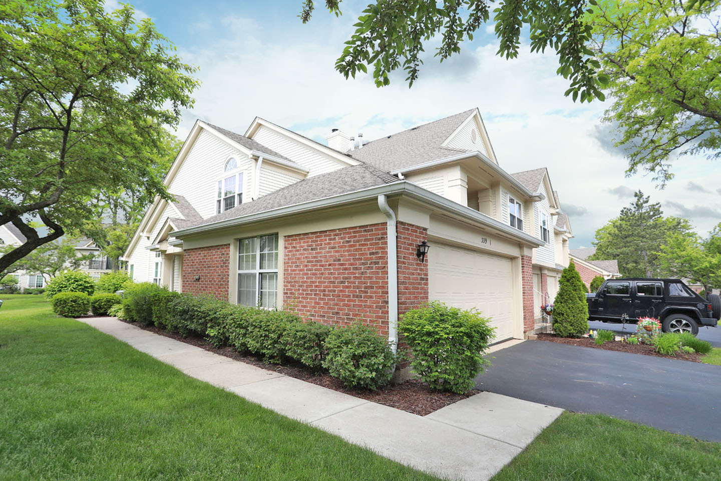 339 Ashford Circle 1