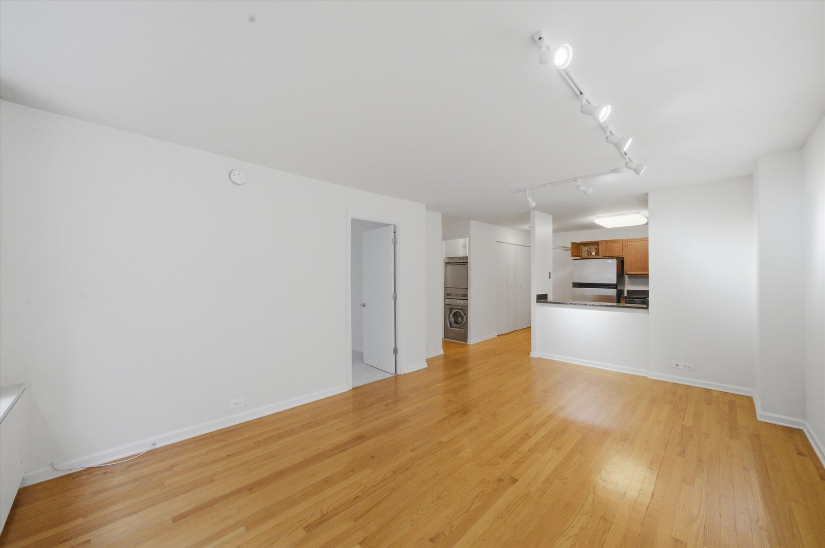 222 E Pearson Street 707