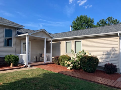 Photo of 12268 Saraville Road, Marion, IL 62959 (MLS # 12756820)