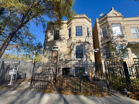 4038 W Wilcox Street Chicago IL 60624