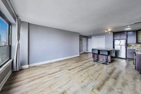 Tiny photo for 2930 N SHERIDAN Road #2111, Chicago, IL 60657 (MLS # 12487317)