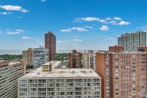 Tiny photo for 2930 N SHERIDAN Road #2111, Chicago, IL 60657 (MLS # 12487317)