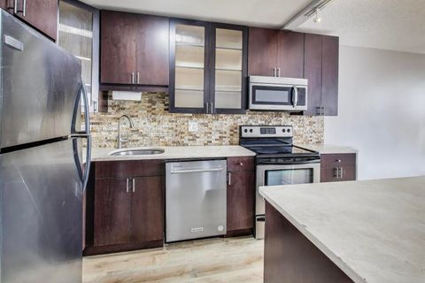 Tiny photo for 2930 N SHERIDAN Road #2111, Chicago, IL 60657 (MLS # 12487317)