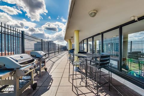 Tiny photo for 2930 N SHERIDAN Road #2111, Chicago, IL 60657 (MLS # 12487317)