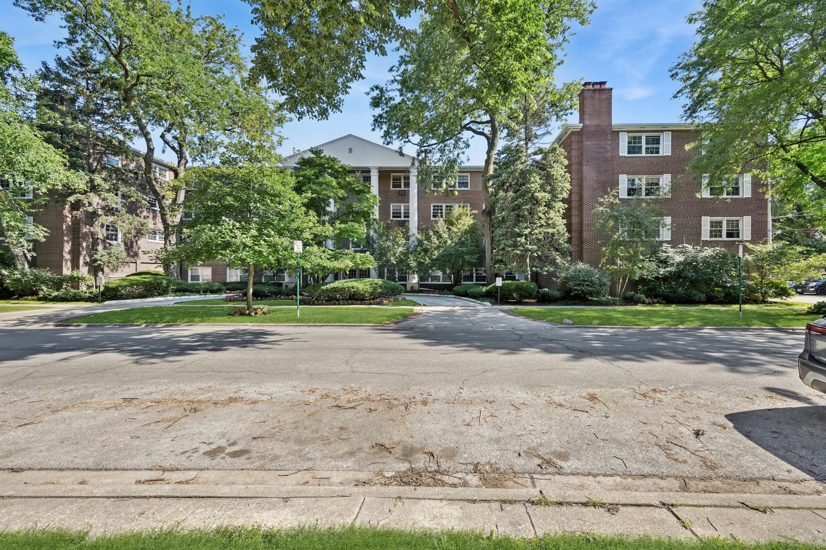 1025 Randolph Street 112