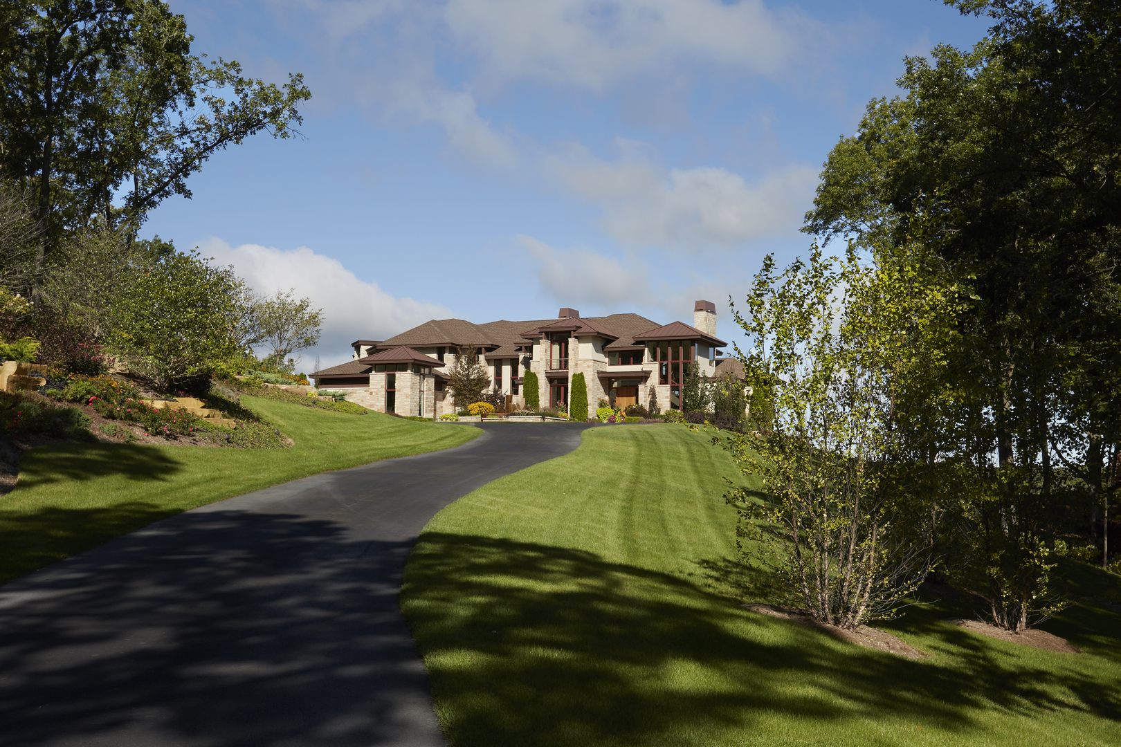 315 S Valley Hill Road