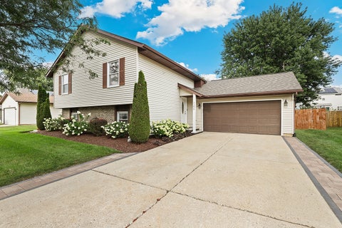 Photo of 1106 Cathy Drive, Joliet, IL 60431 (MLS # 12721217)
