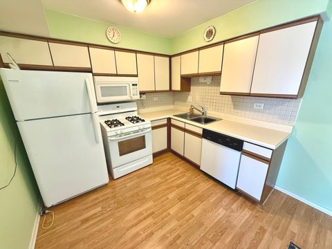 Tiny photo for 631 Derry Court #2C, Schaumburg, IL 60193 (MLS # 12550919)