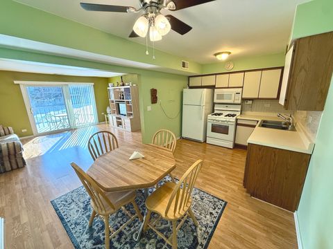 Tiny photo for 631 Derry Court #2C, Schaumburg, IL 60193 (MLS # 12550919)