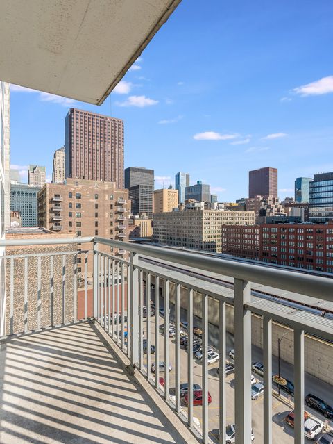 Tiny photo for 701 S Wells Street #1102, Chicago, IL 60607 (MLS # 12473419)
