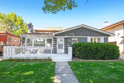 4024 W 106th Street Oak Lawn IL 60453