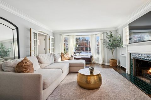 Tiny photo for 6770 N Keota Avenue, Chicago, IL 60646 (MLS # 12530634)