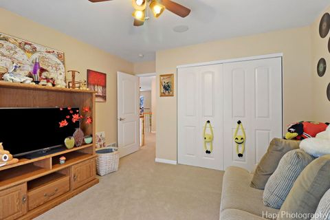 Tiny photo for 1606 Tecumseh Drive, McHenry, IL 60050 (MLS # 12601204)