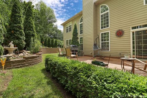 Tiny photo for 1606 Tecumseh Drive, McHenry, IL 60050 (MLS # 12601204)