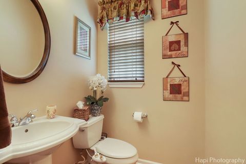 Tiny photo for 1606 Tecumseh Drive, McHenry, IL 60050 (MLS # 12601204)