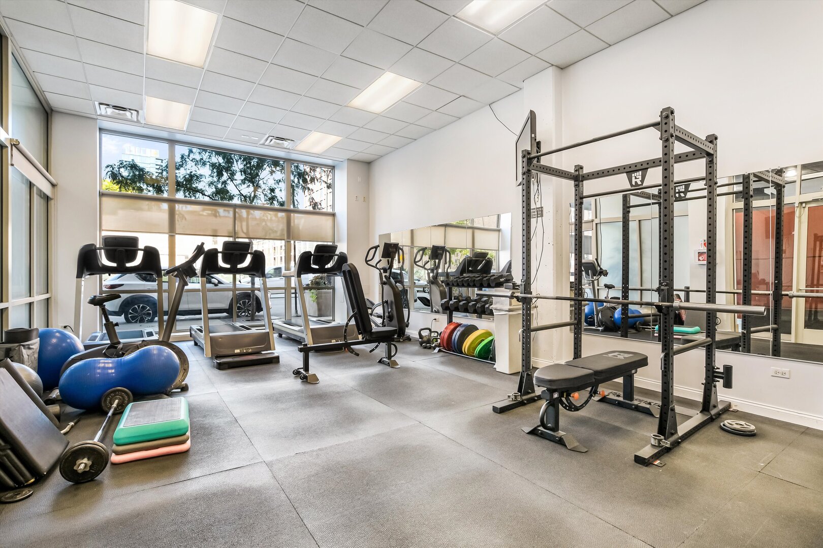 1001 W Madison Street 713