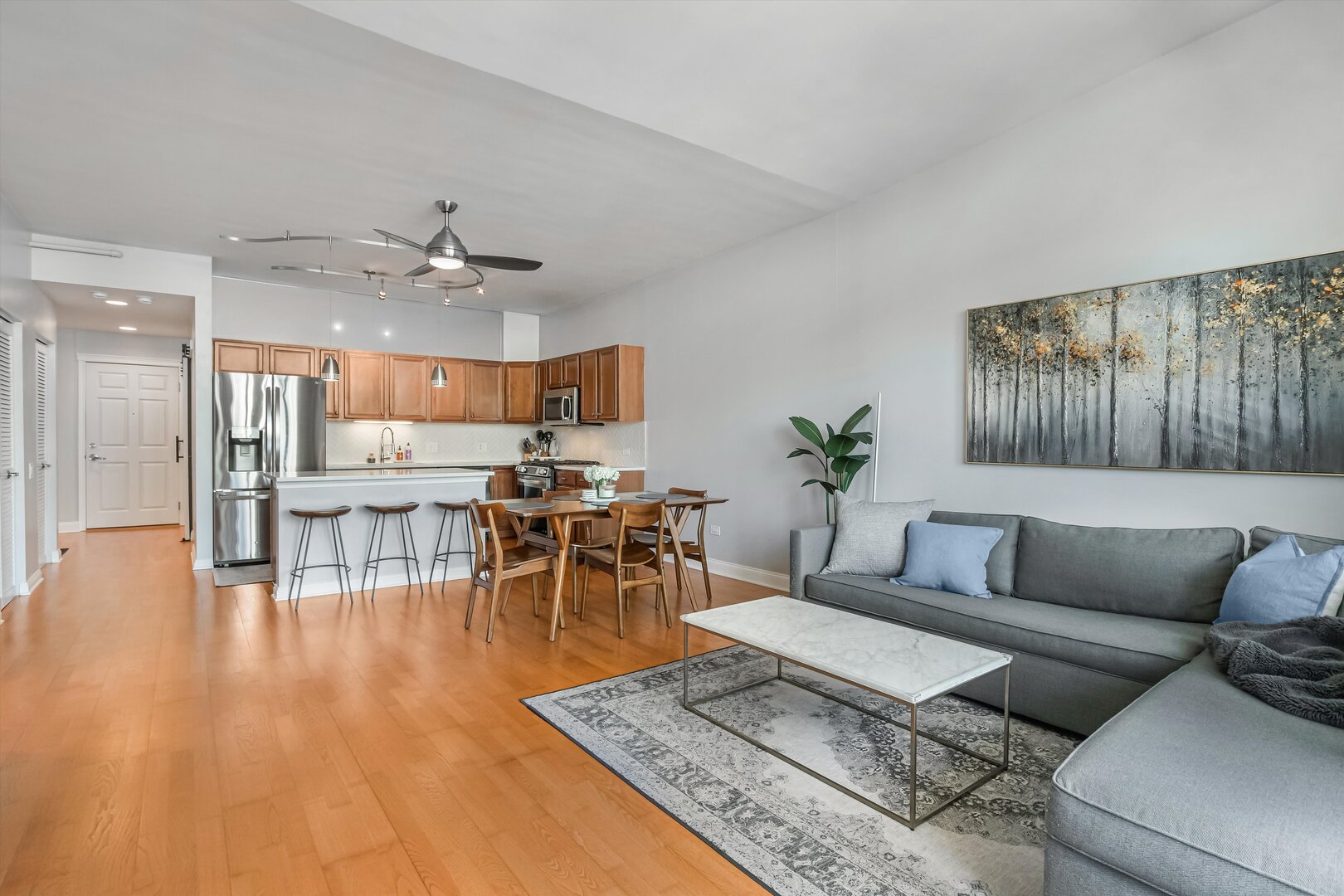 1001 W Madison Street 713