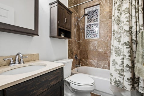 Tiny photo for 3809 N Ravenswood Avenue #2, Chicago, IL 60613 (MLS # 12779749)