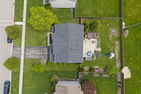 Tiny photo for 142 Meadows Drive, Gilberts, IL 60136 (MLS # 12640607)