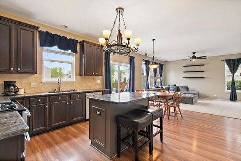 Tiny photo for 142 Meadows Drive, Gilberts, IL 60136 (MLS # 12640607)