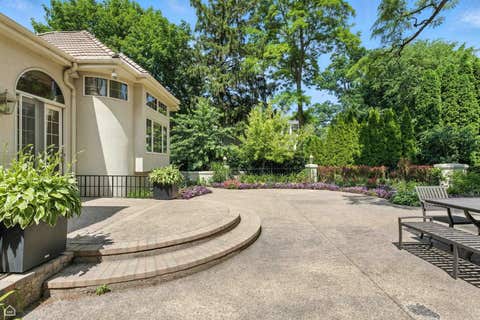 Tiny photo for 260 Beech Street, Highland Park, IL 60035 (MLS # 12659652)