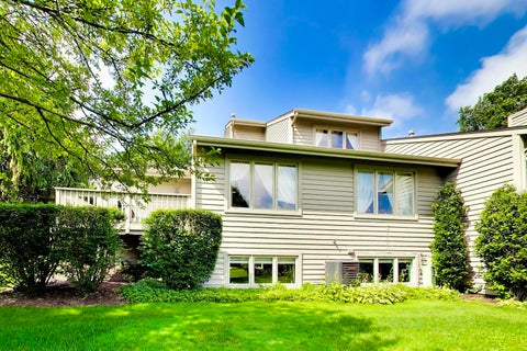 Tiny photo for 110 Commons Drive, Palos Park, IL 60464 (MLS # 12688630)