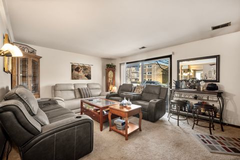 Tiny photo for 11016 S Keating Avenue #1B, Oak Lawn, IL 60453 (MLS # 12557497)