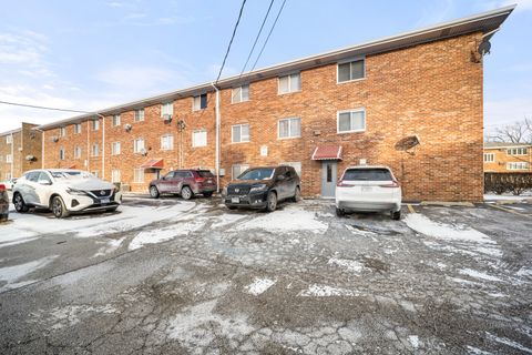 Tiny photo for 11016 S Keating Avenue #1B, Oak Lawn, IL 60453 (MLS # 12557497)