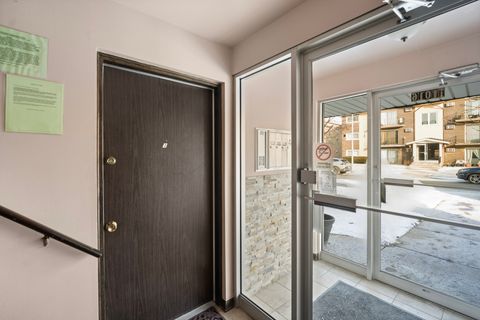 Tiny photo for 11016 S Keating Avenue #1B, Oak Lawn, IL 60453 (MLS # 12557497)