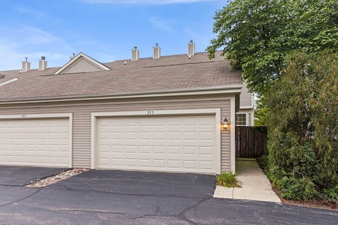 Tiny photo for 353 Bradbury Lane, Bartlett, IL 60103 (MLS # 12762225)