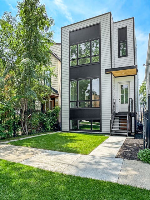 Photo of 1728 N Sawyer Avenue #Front, Chicago, IL 60647 (MLS # 12699819)