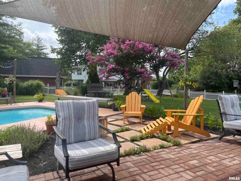 Tiny photo for 1502 NAGEL Drive, Marion, IL 62959 (MLS # QC4269704)