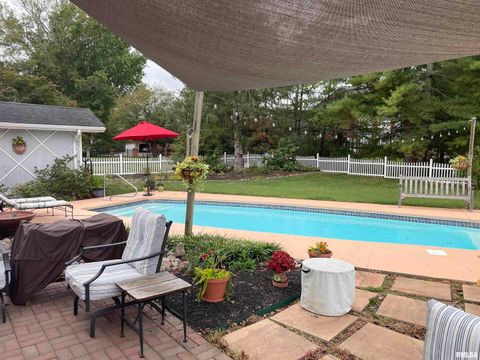 Tiny photo for 1502 NAGEL Drive, Marion, IL 62959 (MLS # QC4269704)