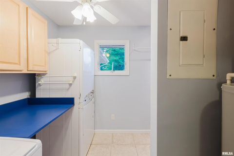 Tiny photo for 1502 NAGEL Drive, Marion, IL 62959 (MLS # QC4269704)