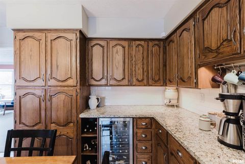 Tiny photo for 1502 NAGEL Drive, Marion, IL 62959 (MLS # QC4269704)