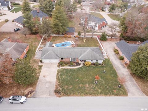 Tiny photo for 1502 NAGEL Drive, Marion, IL 62959 (MLS # QC4269704)