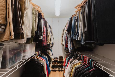 Tiny photo for 1502 NAGEL Drive, Marion, IL 62959 (MLS # QC4269704)