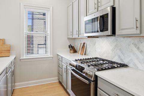 Tiny photo for 3121 N Orchard Street #2N, Chicago, IL 60657 (MLS # 12627188)