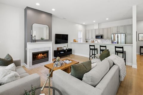 Tiny photo for 3121 N Orchard Street #2N, Chicago, IL 60657 (MLS # 12627188)