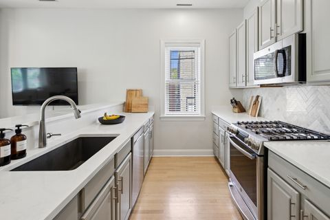 Tiny photo for 3121 N Orchard Street #2N, Chicago, IL 60657 (MLS # 12627188)