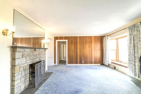 Tiny photo for 155 Cornell Avenue, Des Plaines, IL 60016 (MLS # 12586706)