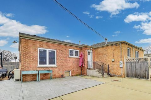 Tiny photo for 1841 N 76th Avenue, Elmwood Park, IL 60707 (MLS # 12587328)