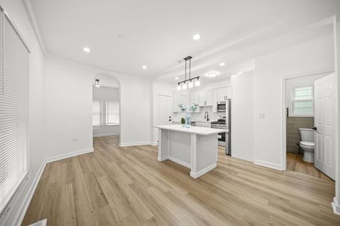 Tiny photo for 639 N Leamington Avenue, Chicago, IL 60644 (MLS # 12672982)