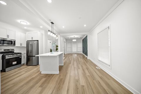 Tiny photo for 639 N Leamington Avenue, Chicago, IL 60644 (MLS # 12672982)