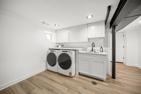 Tiny photo for 639 N Leamington Avenue, Chicago, IL 60644 (MLS # 12672982)