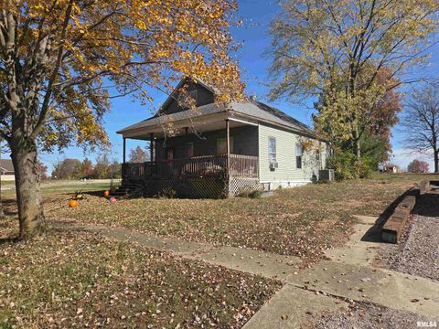 Photo of 205 S 2ND Street, Dahlgren, IL 62812 (MLS # EB460473)