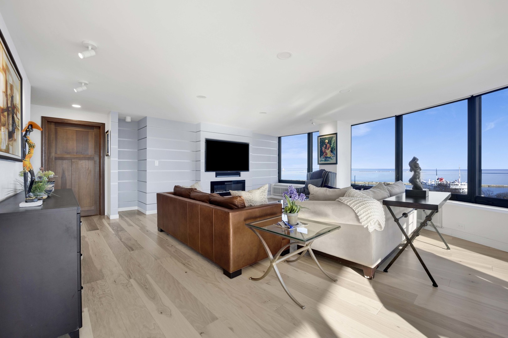 155 N HARBOR Drive 212-213